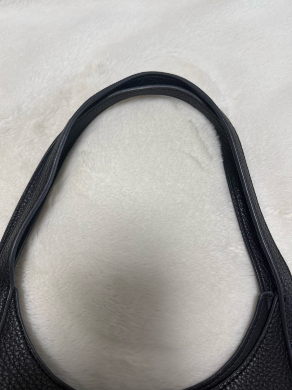 Pebbled Shoulder Tote Bag Black Size OS GUC NO BRAND - Picture 4 of 14